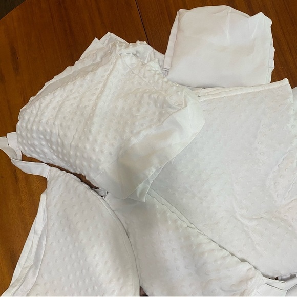 Sweet Jojo Designs Crib and Accessory 11-piece Set White Soft Polka-dot - Picture 3 of 8